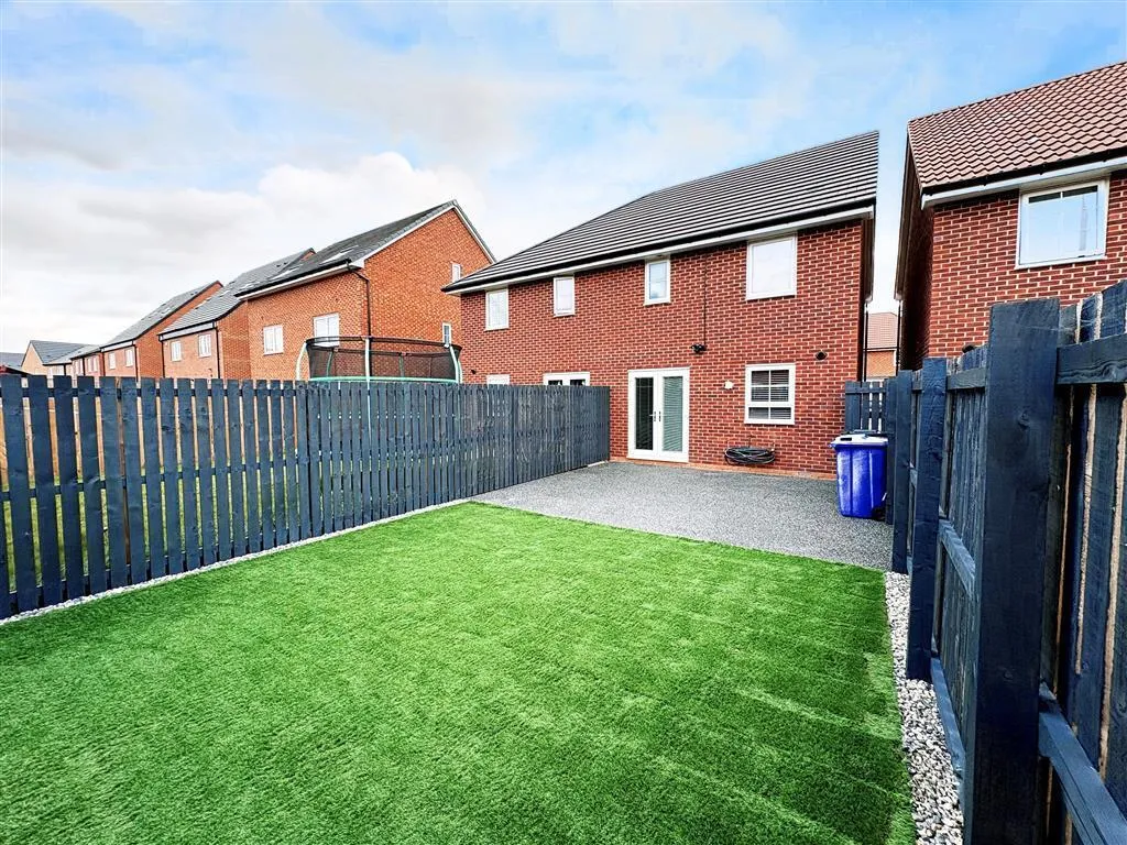 Riverside Lane, DONCASTER, photo 2