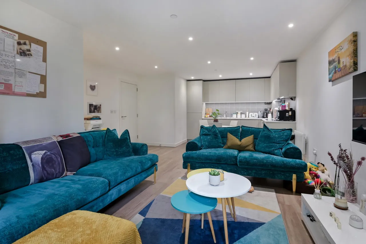 Celeste House, London, NW9, photo 11