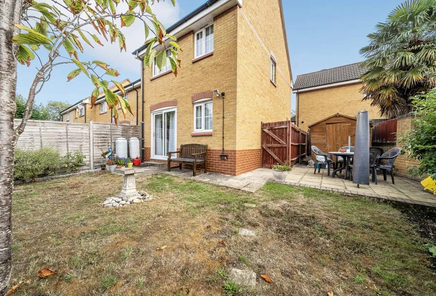 3 bed house for sale, Elizabeth Close, Cheam, SM1