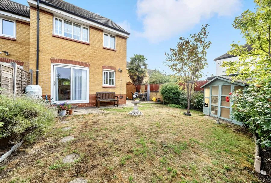 Elizabeth Close, Cheam, SM1, photo 11