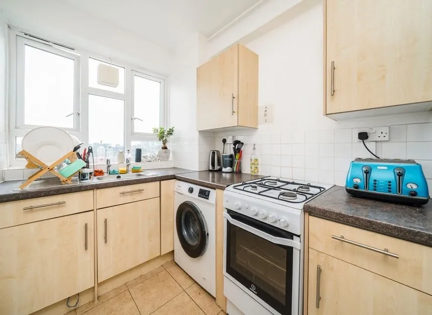 Whiston Road, Bethnal Green, E2, photo 3