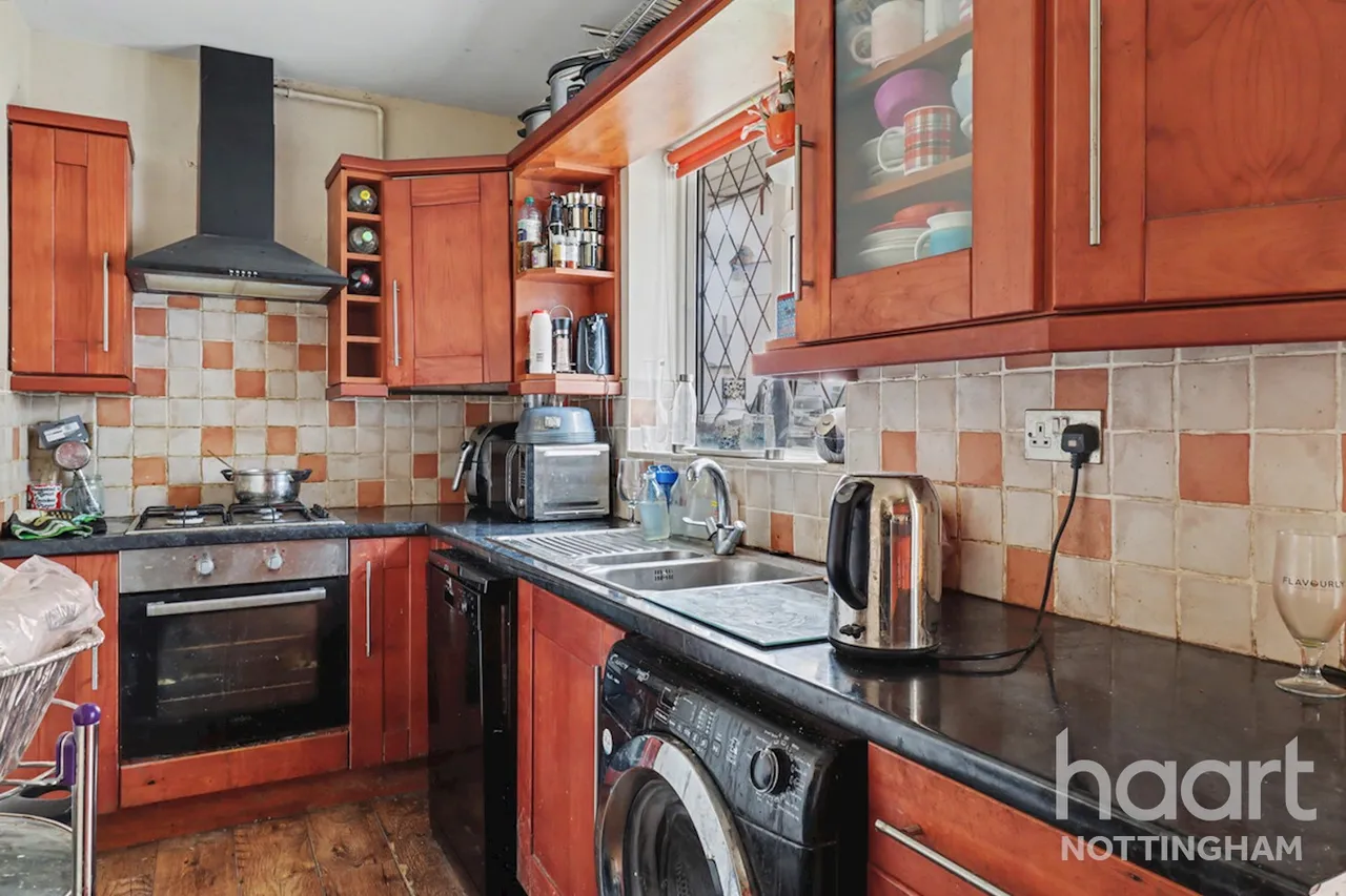 Reydon Drive, Whitemoor, NG8, photo 2