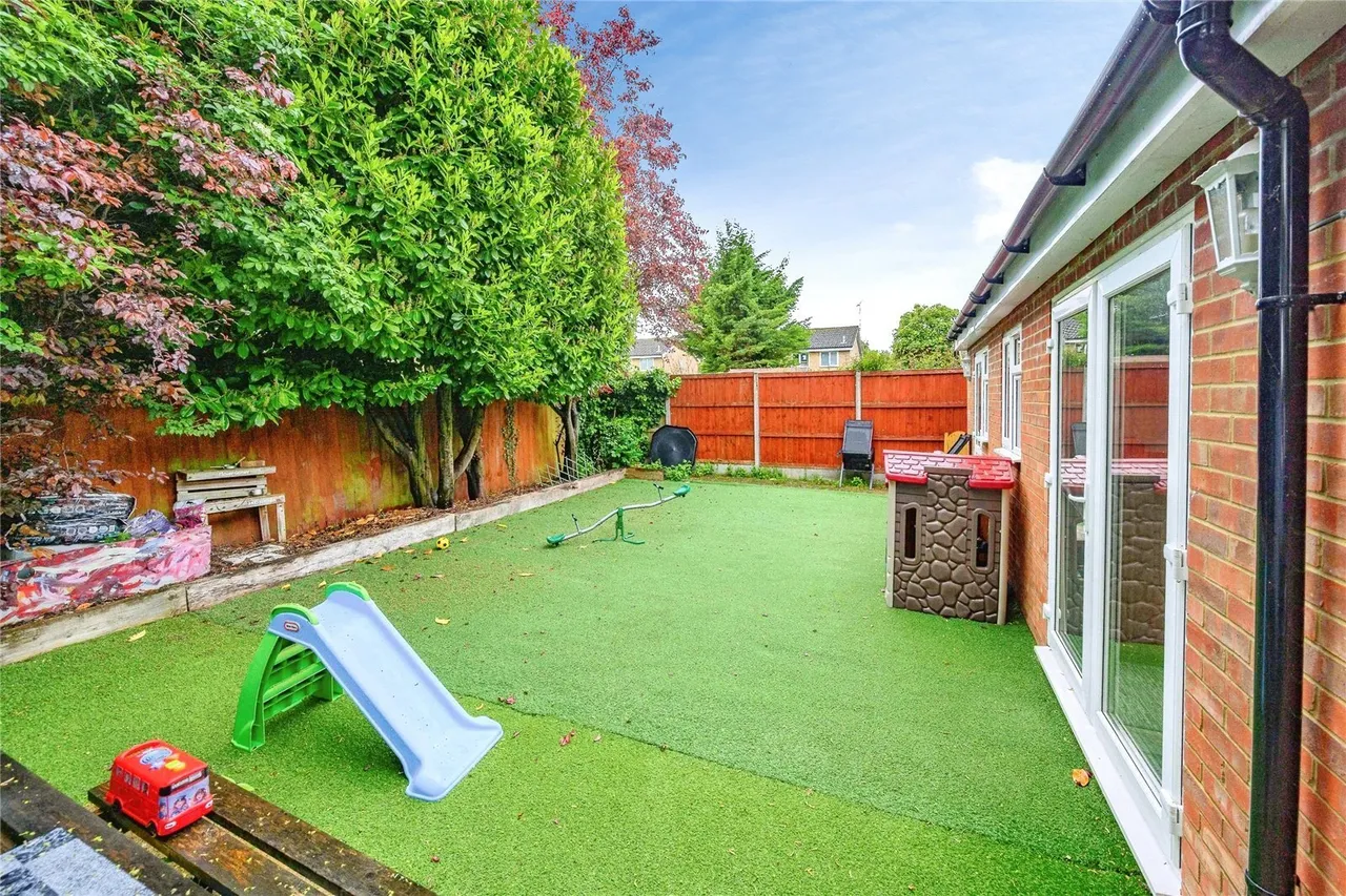 Longbrooke, Houghton Regis, Dunstable, Bedfordshire, LU5, photo 23