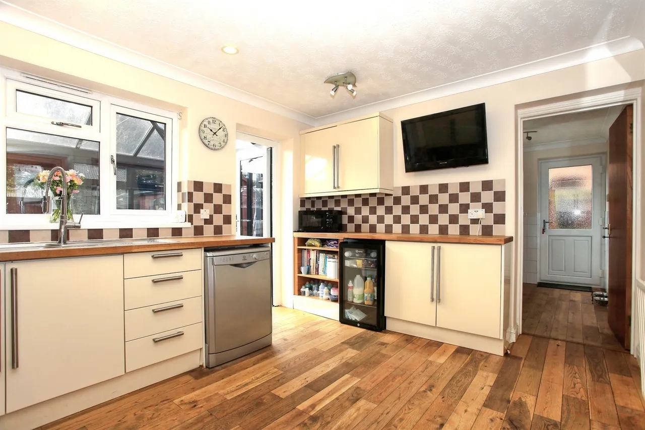 Colton Close, Peterborough, PE6, photo 5