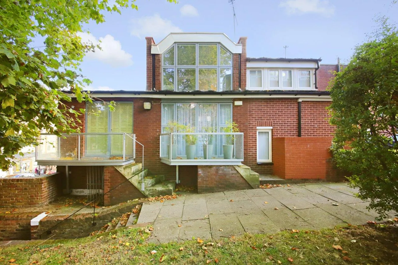 Mulberry Close, London, NW3, photo 9
