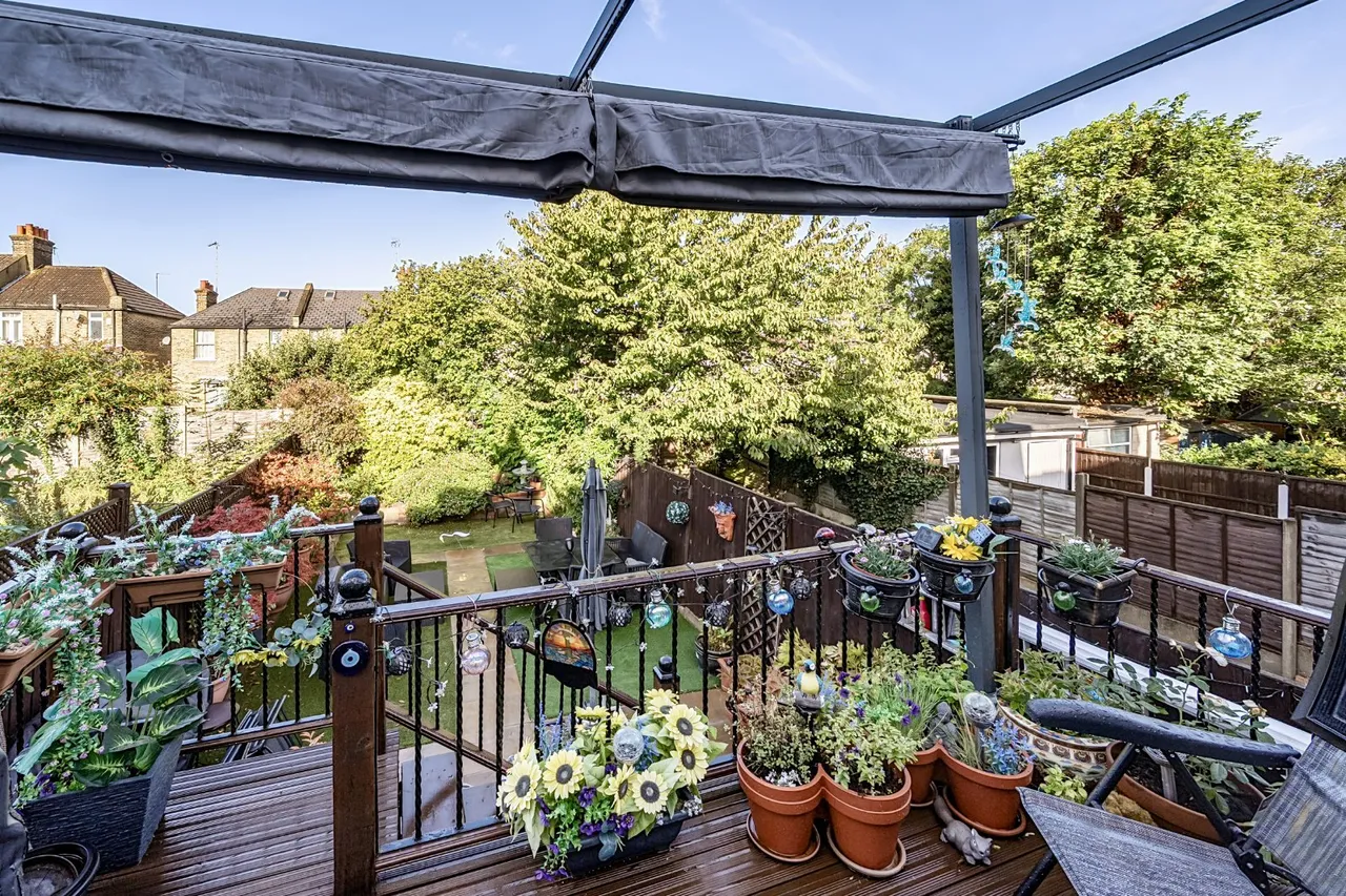 Rochdale Road, SE2, photo 12