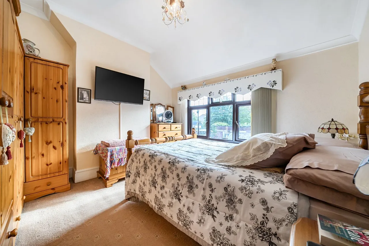 Rochdale Road, SE2, photo 6