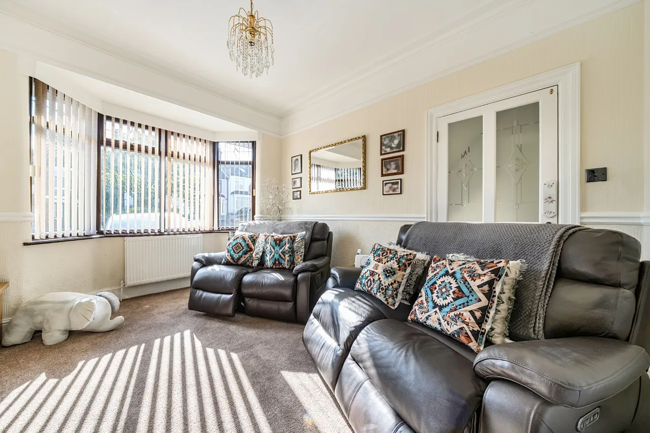 Rochdale Road, SE2, photo 19