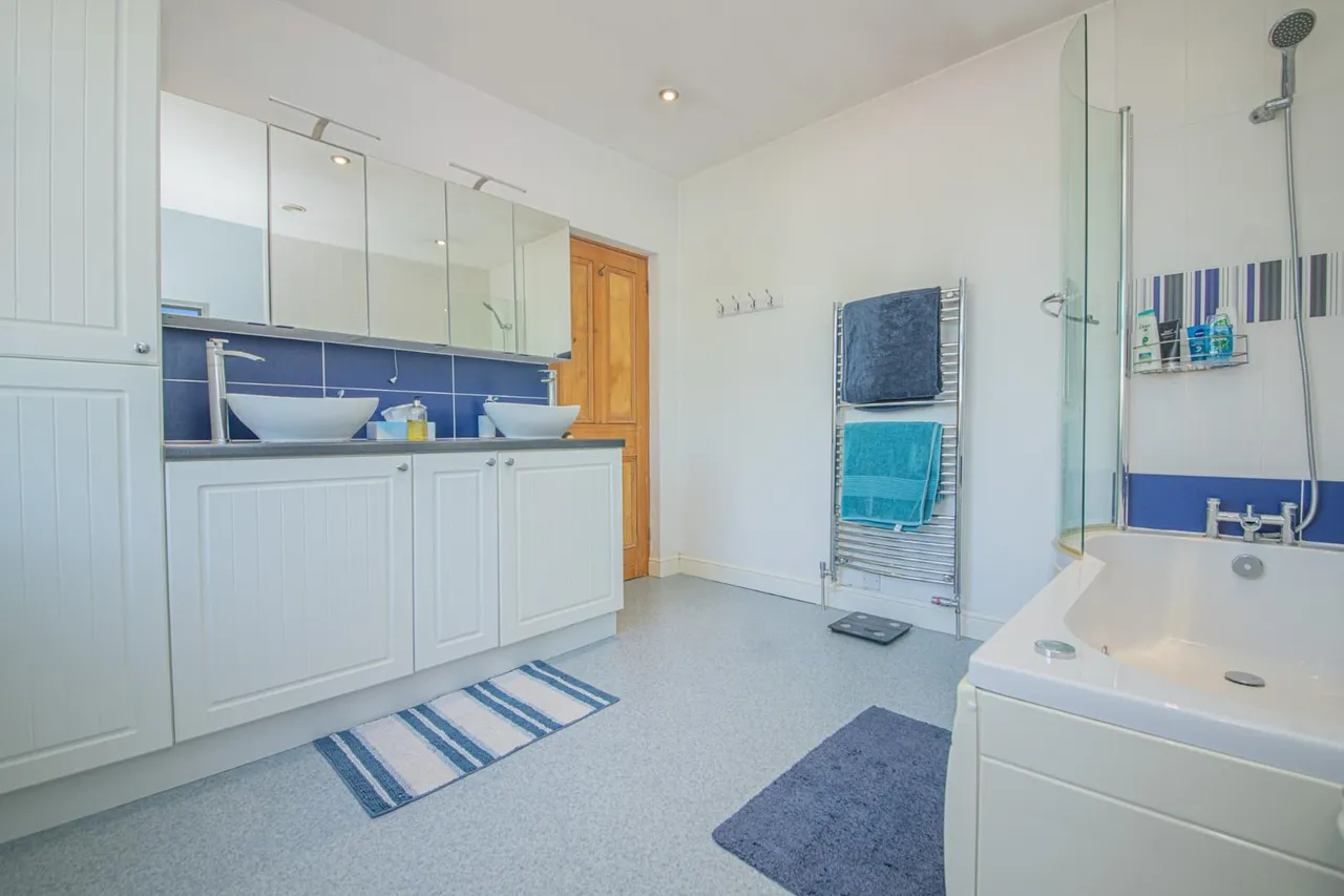 Lower Moors Road, Colden Common, Winchester, SO21 1SG, photo 16