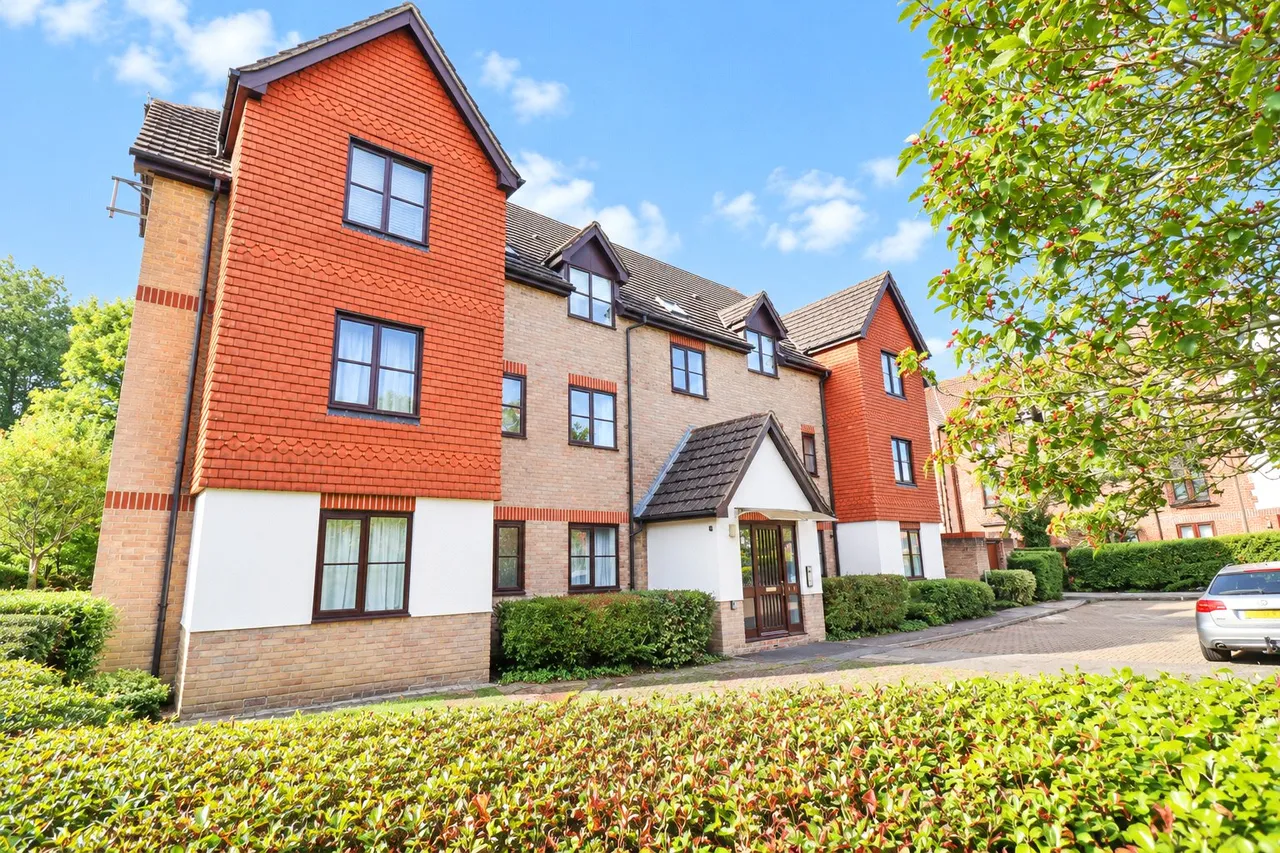 Tamworth Drive, Fleet, GU51, photo 8