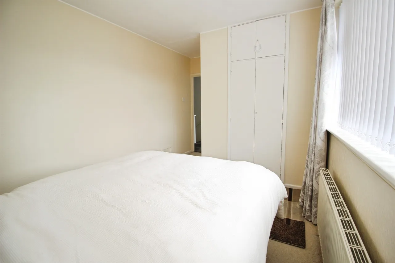 Ring Road, Middleton, Leeds, photo 9