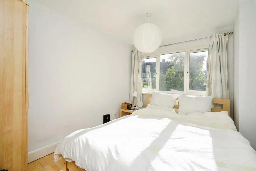 1 bed flat to rent, Salford Road, Marston, OX3