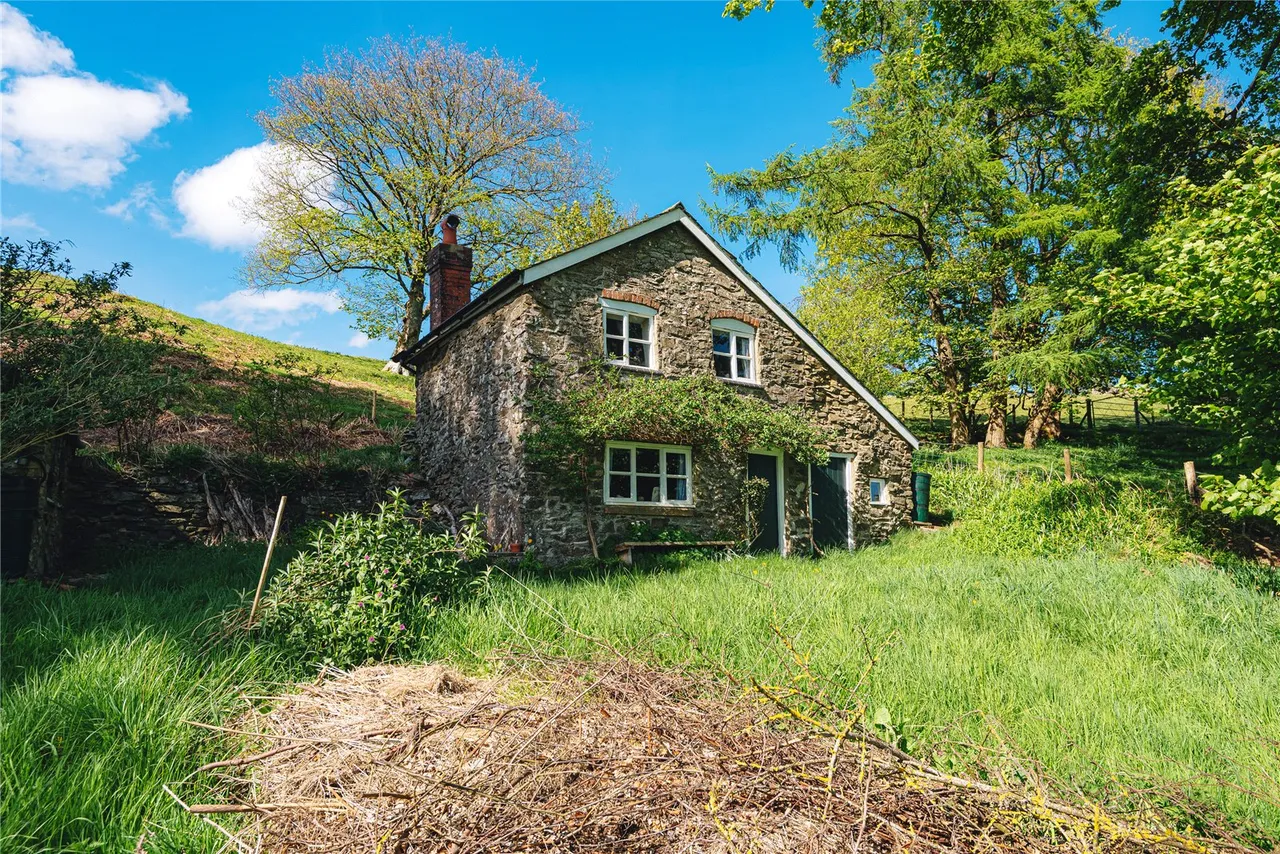 Penstrowed, Caersws, Powys, SY17 5SG, photo 19