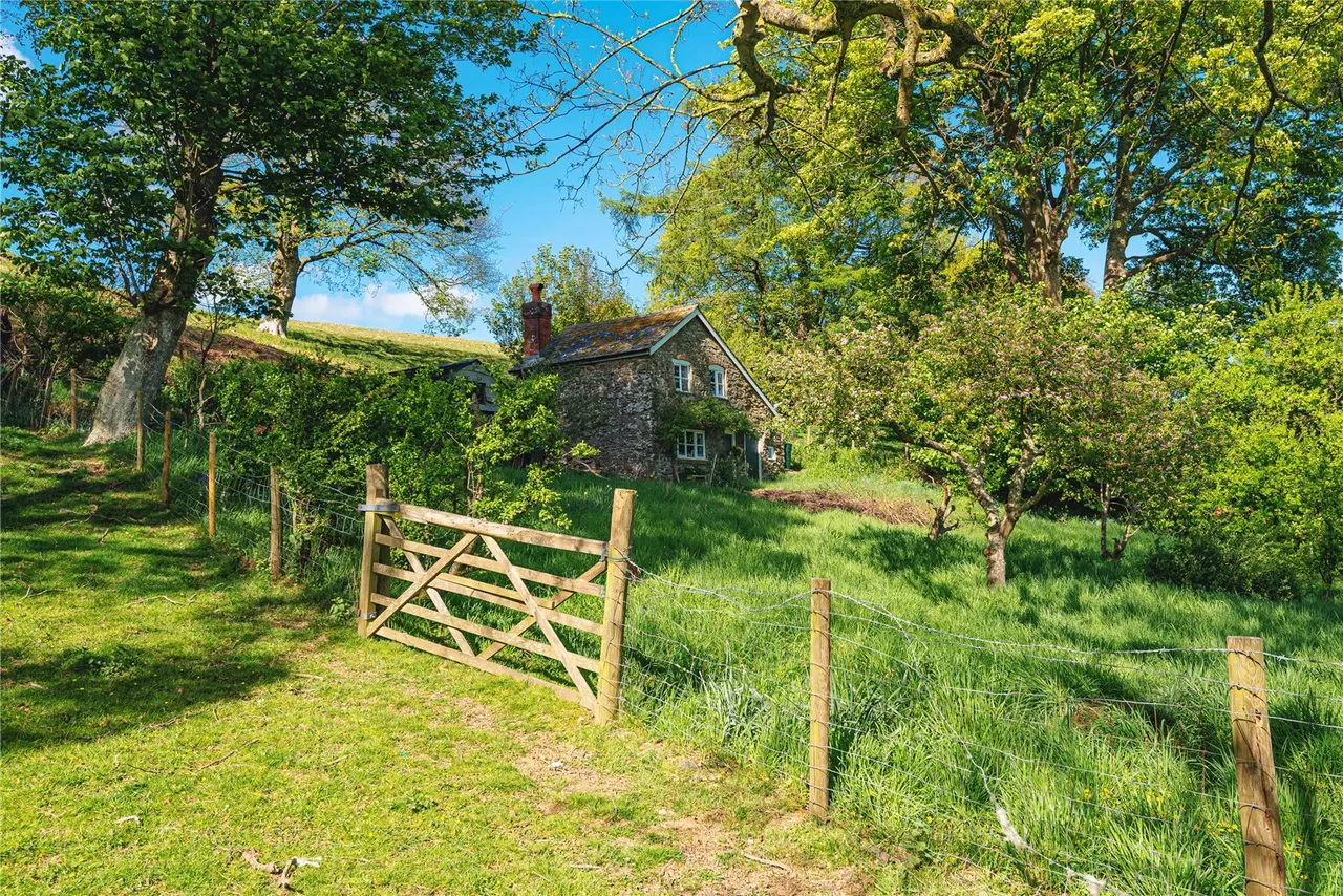 Penstrowed, Caersws, Powys, SY17 5SG, photo 28