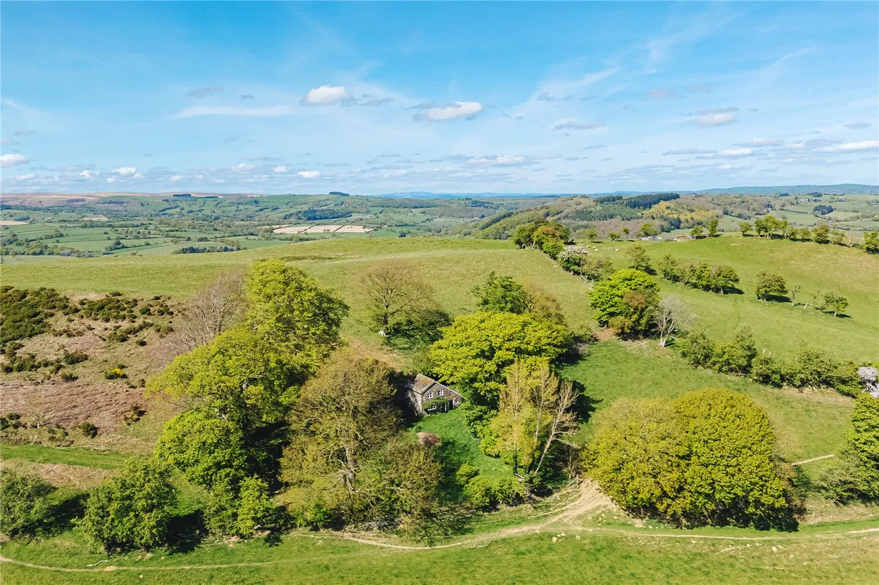 Penstrowed, Caersws, Powys, SY17 5SG, photo 14
