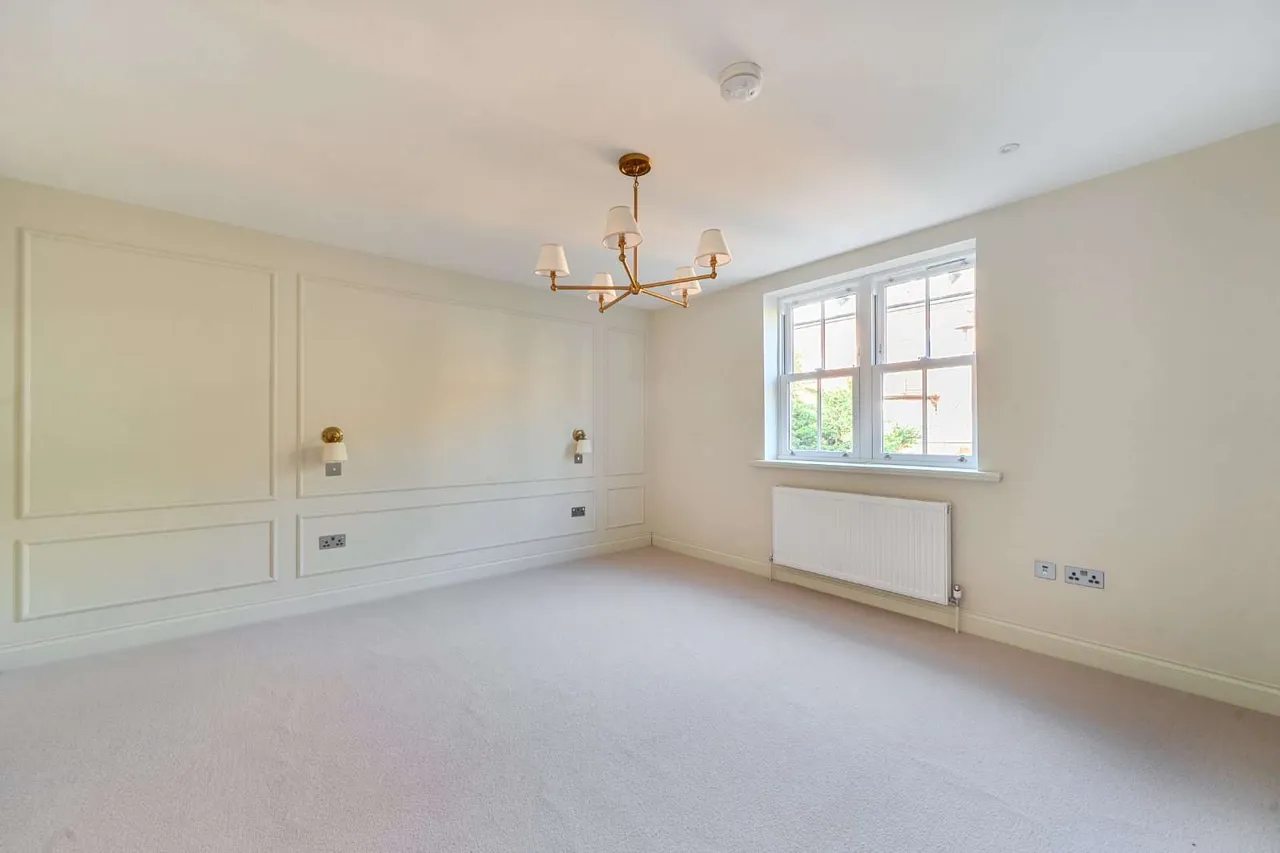 Platts Lane, London, NW3, photo 13