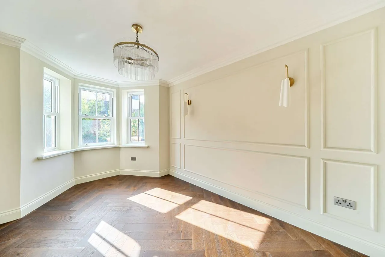 Platts Lane, London, NW3, photo 17
