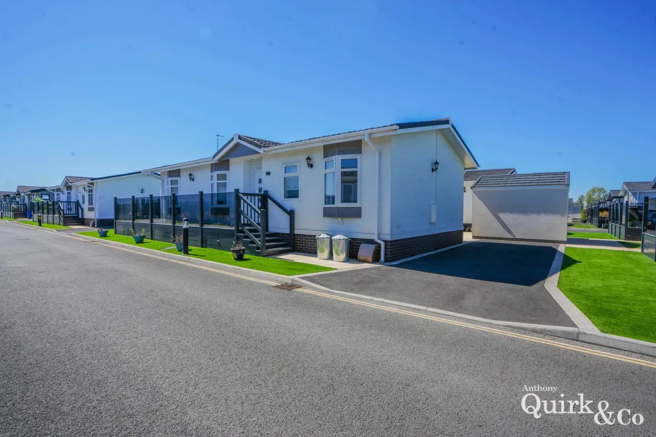 Shell Drive, Canvey Island, SS8, photo 19