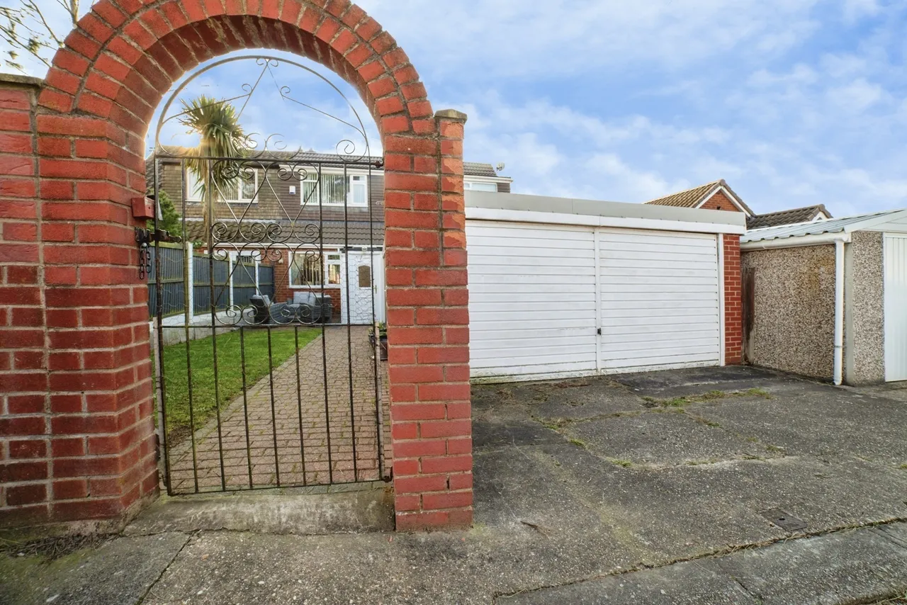 Greenacres, Kirkby-in-Ashfield, NG17, photo 24