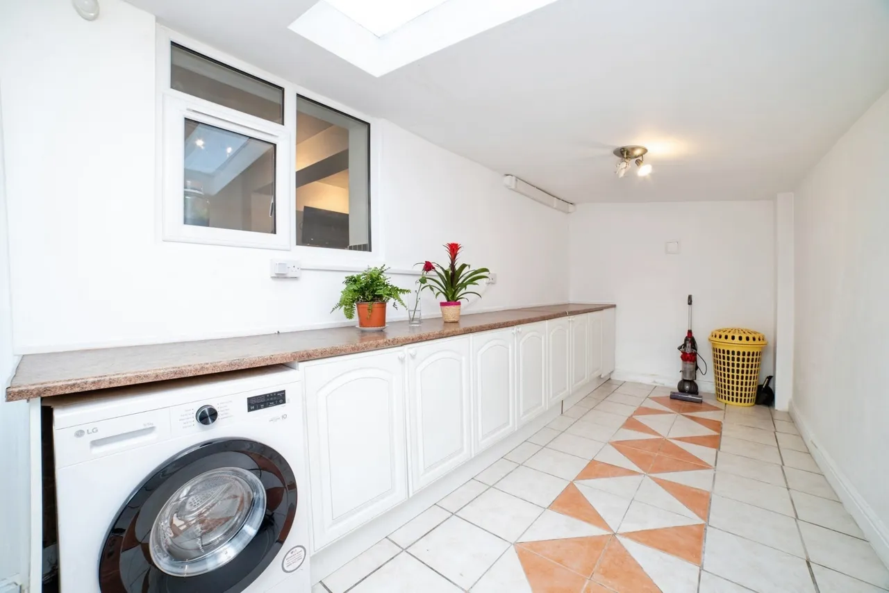 Greenacres, Kirkby-in-Ashfield, NG17, photo 7