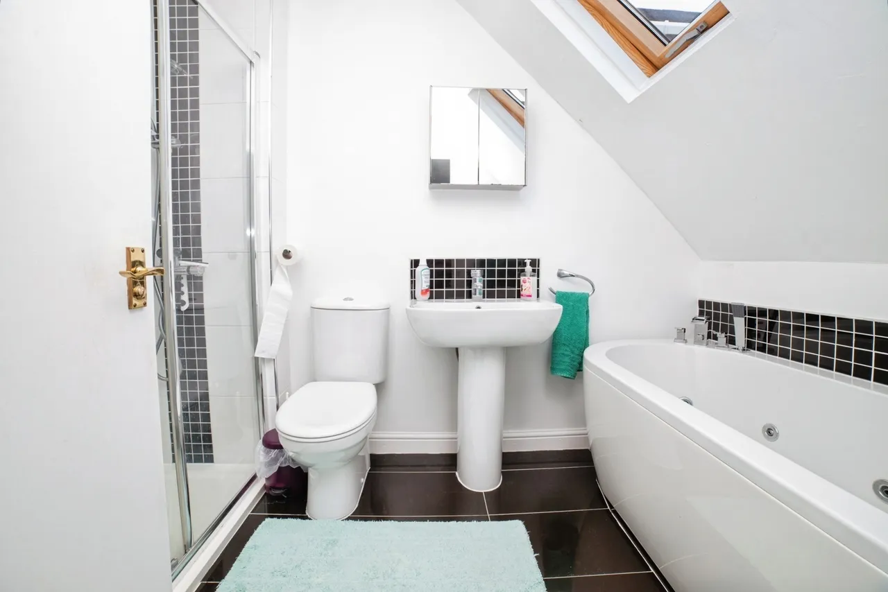Greenacres, Kirkby-in-Ashfield, NG17, photo 12