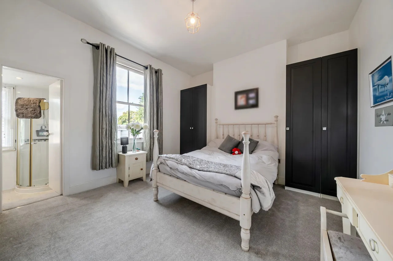 Knutsford Road, Wilmslow, photo 13