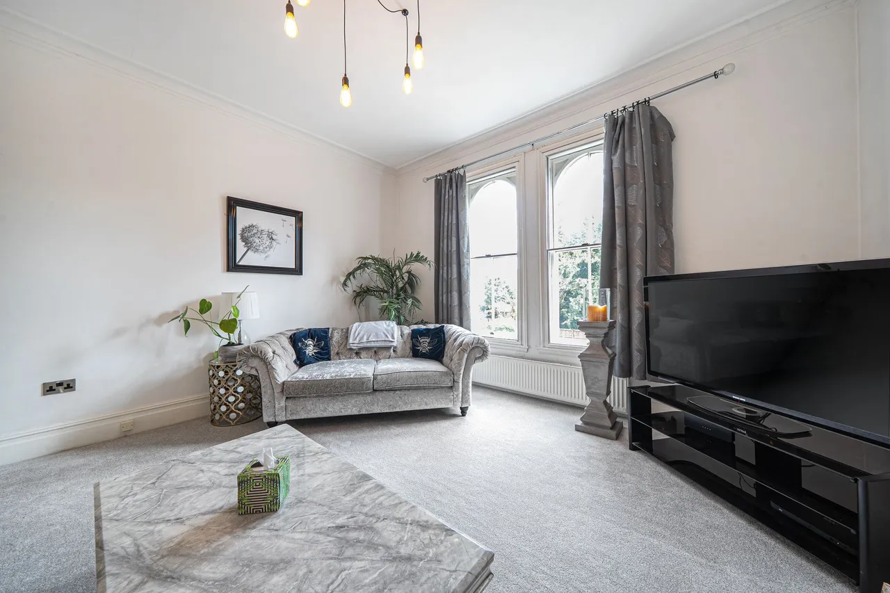 Knutsford Road, Wilmslow, photo 6