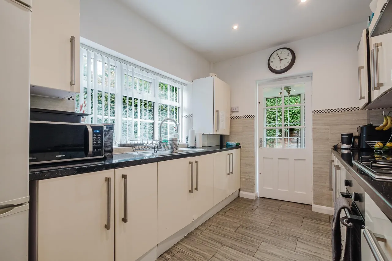Hillingdon Road, Whitefield, M45, photo 8