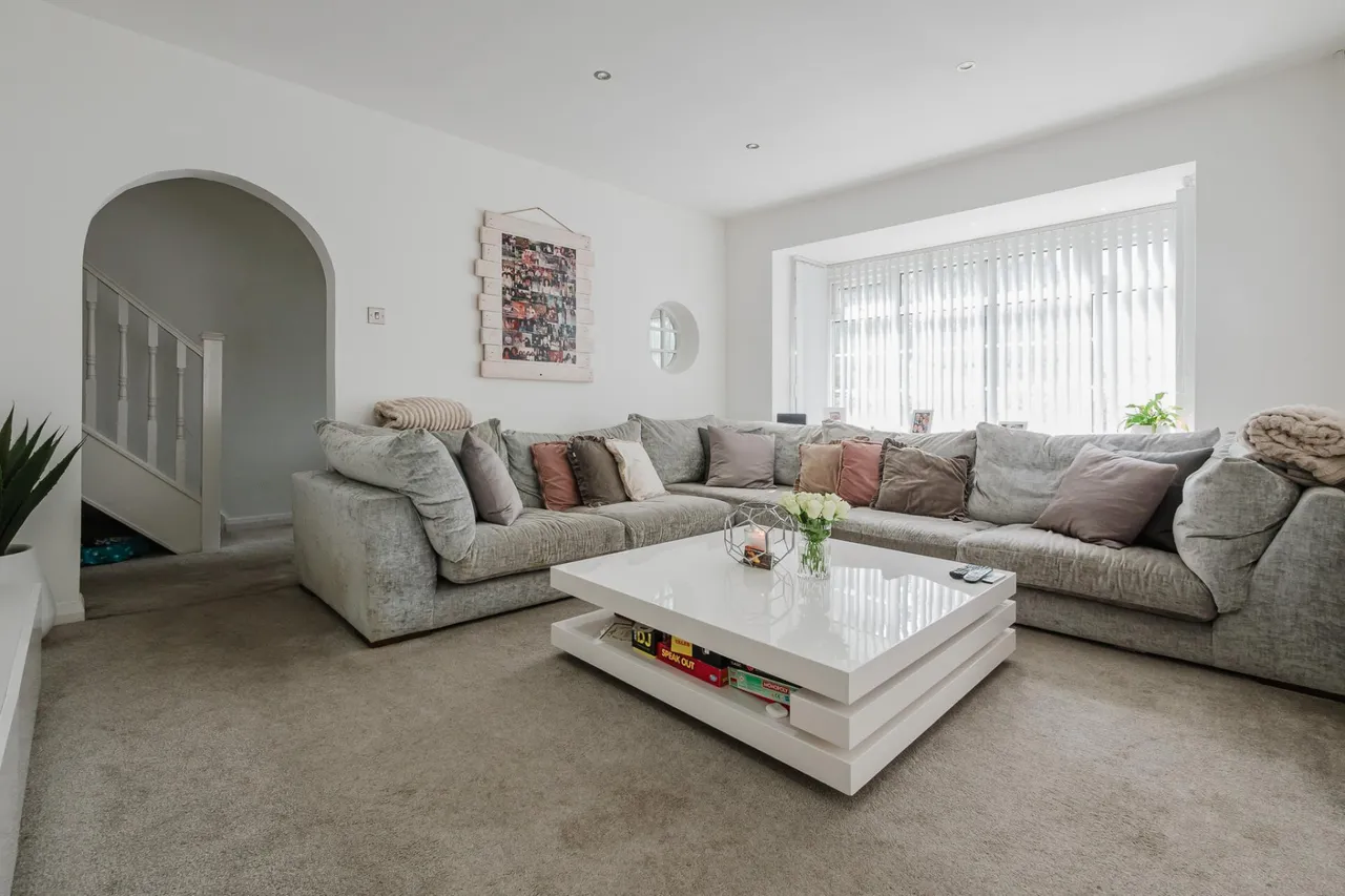 Hillingdon Road, Whitefield, M45, photo 3