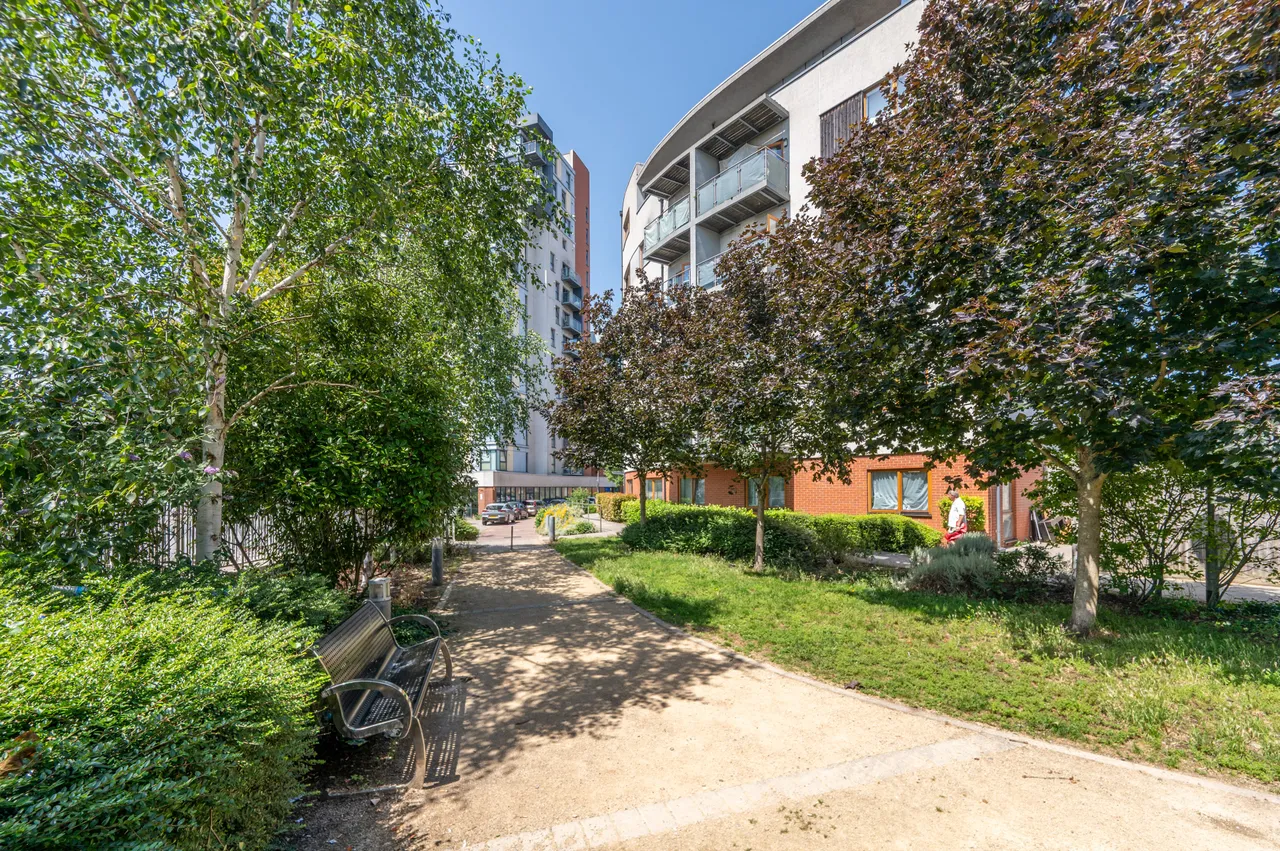 Flat 21, Holinger Court, Atlip Road, Wembley, photo 11