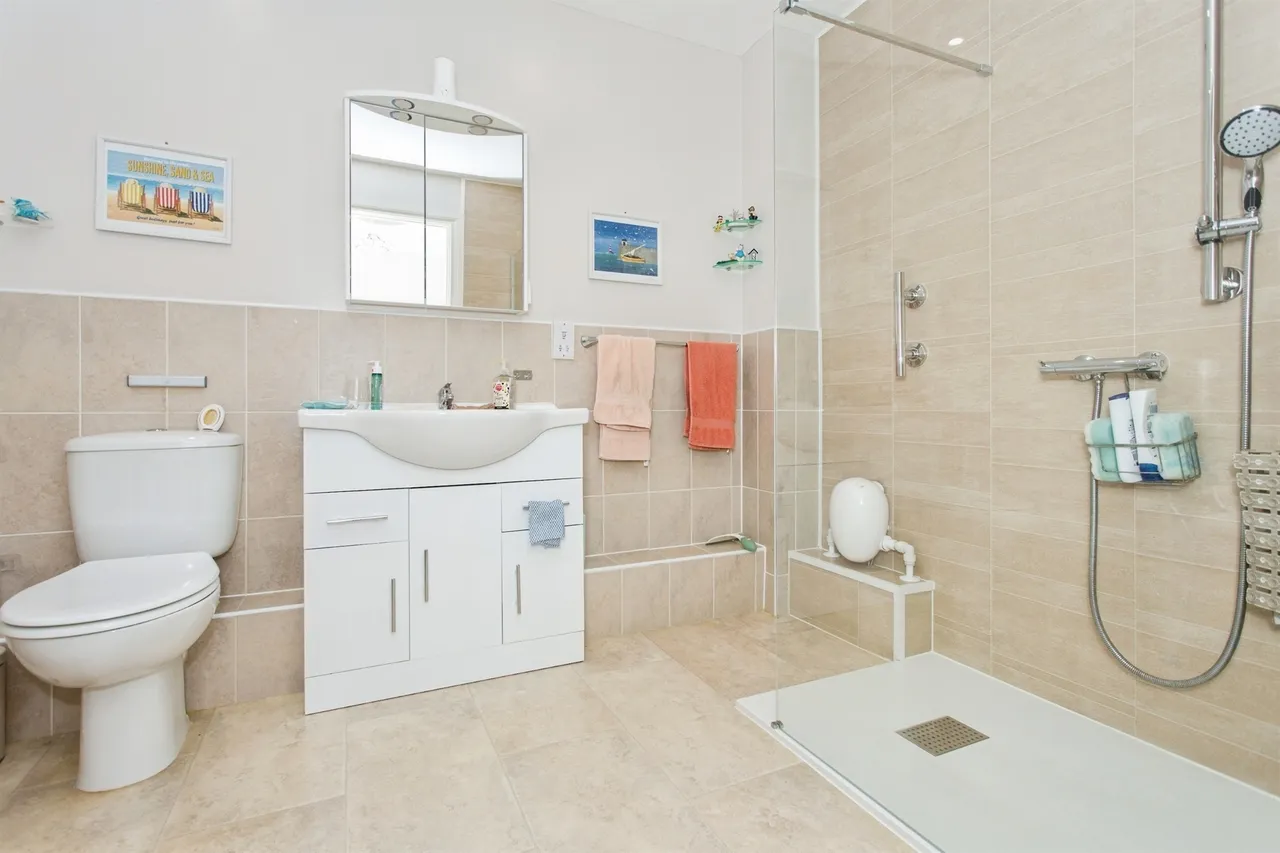 Kay Hitch Way, Histon, Cambridge, photo 9