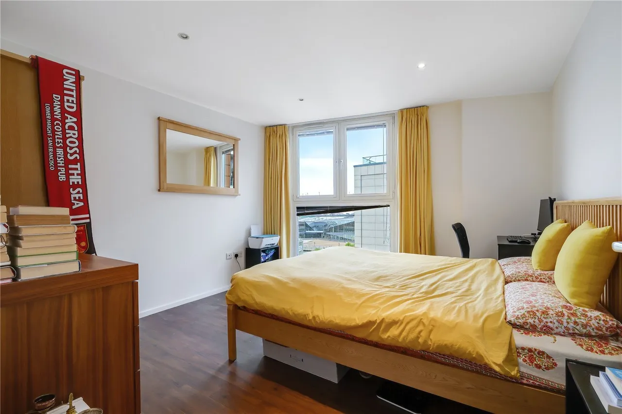 Western Gateway, London, E16, photo 8