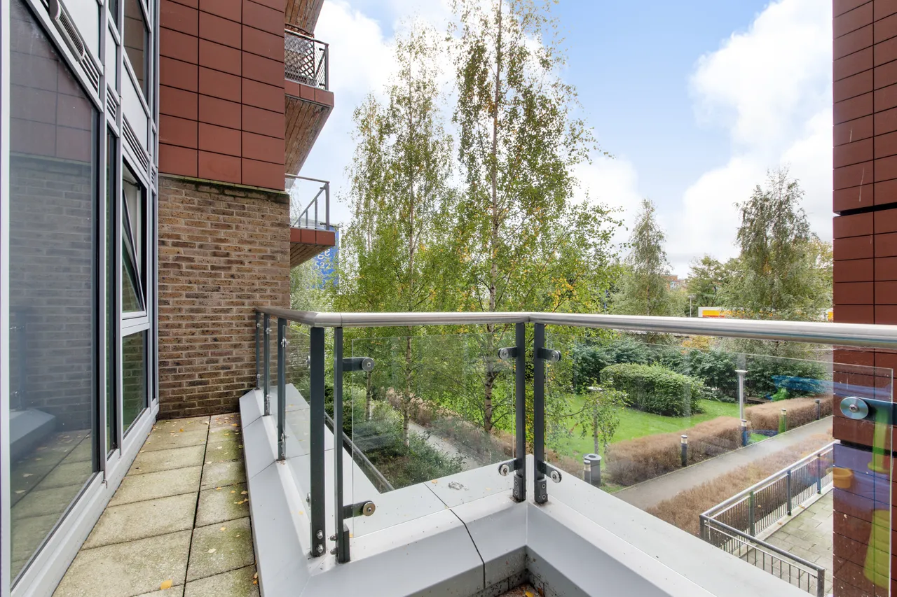 Juniper Drive, Battersea, SW18, photo 9