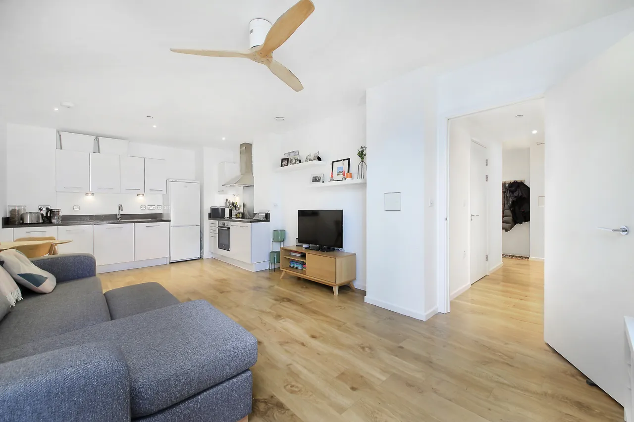 Juniper Drive, Battersea, SW18, photo 4