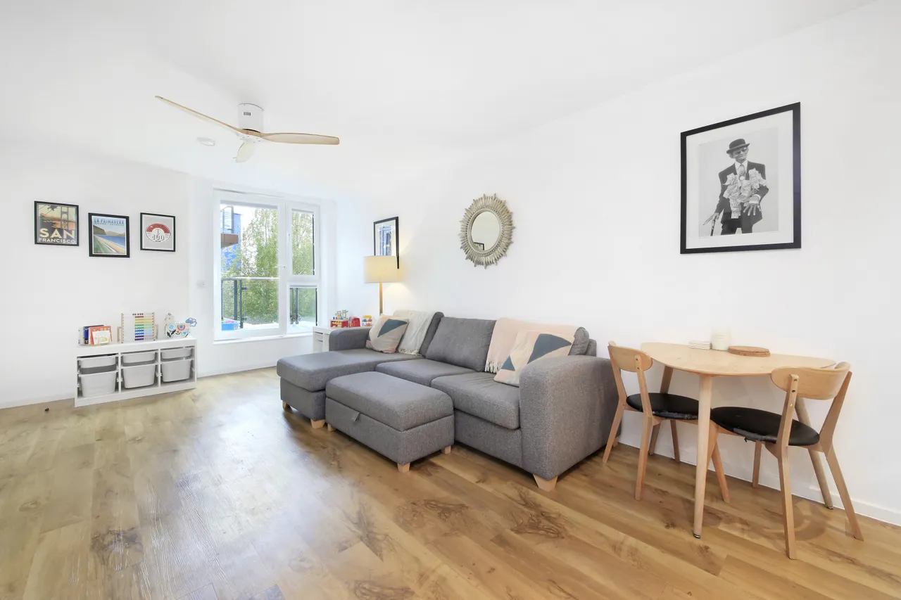 Juniper Drive, Battersea, SW18, photo 3
