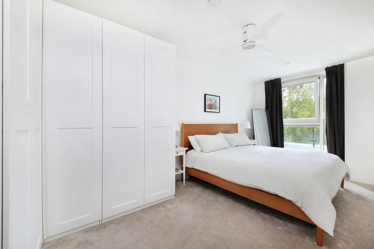 Juniper Drive, Battersea, SW18, photo 2