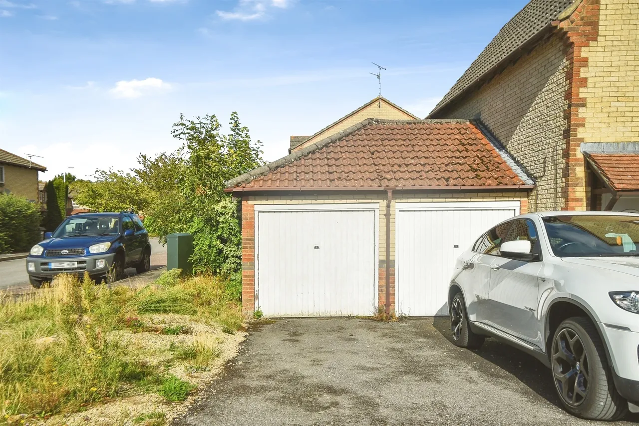 Pritchard Close, Swindon, photo 2