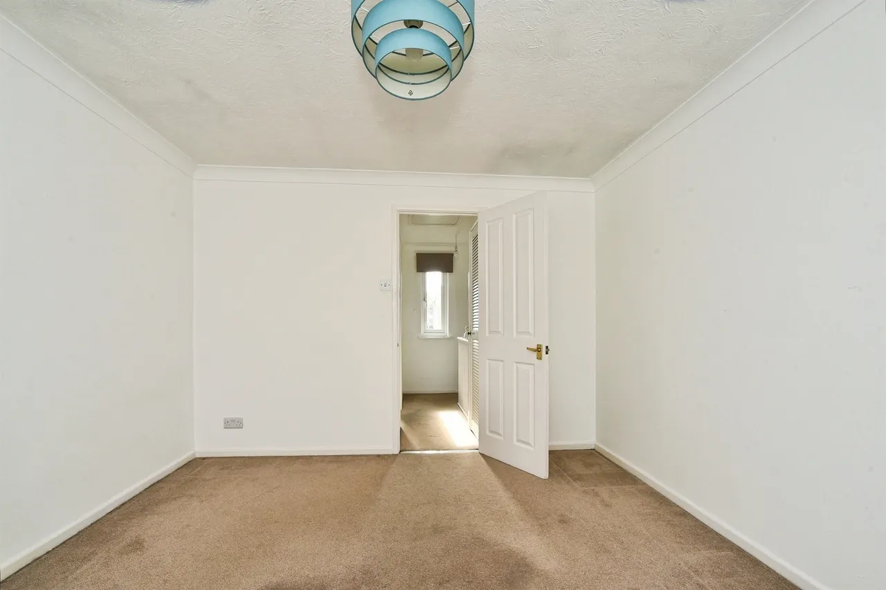 Pritchard Close, Swindon, photo 10