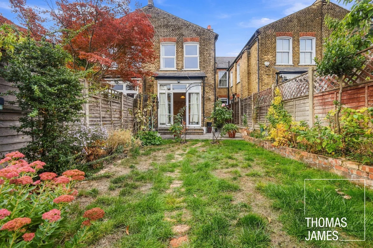 London, N13, photo 24