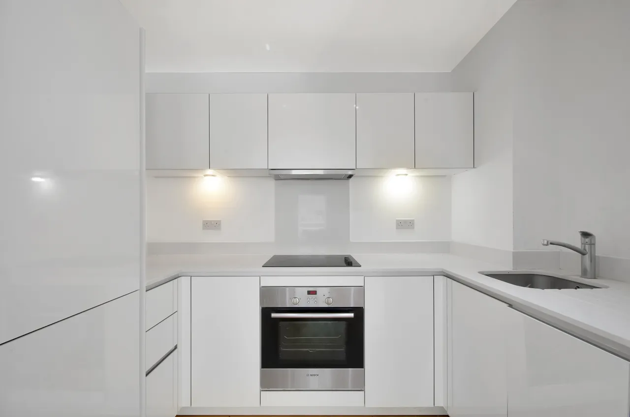 Kara Court, Caspian Wharf, Seven Sea Gardens, Bow, London, E3, photo 3