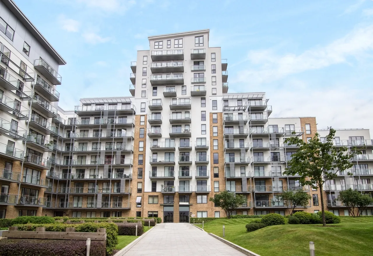Kara Court, Caspian Wharf, Seven Sea Gardens, Bow, London, E3, photo 9