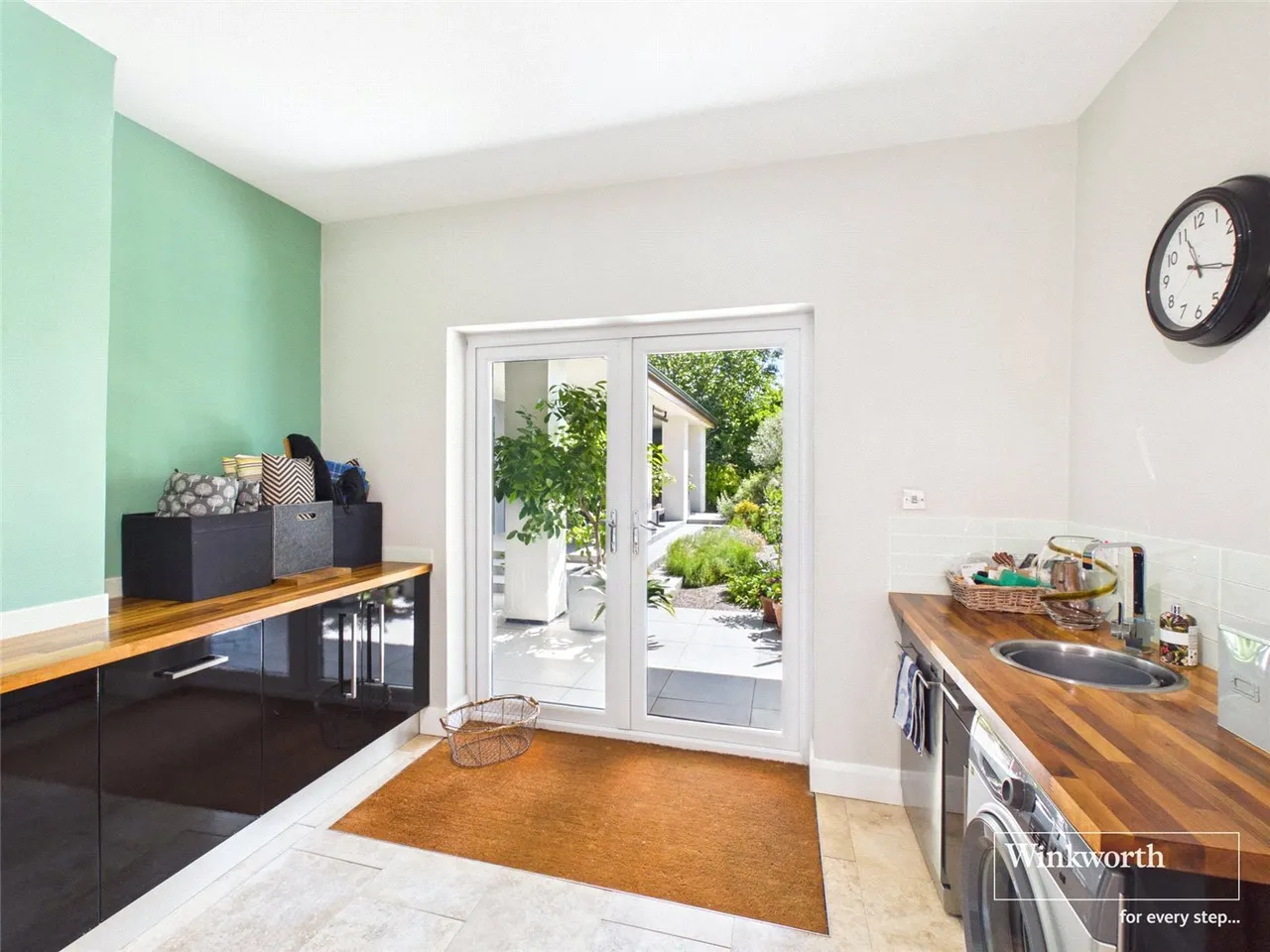 Newbury Road, Headley, RG19, photo 13