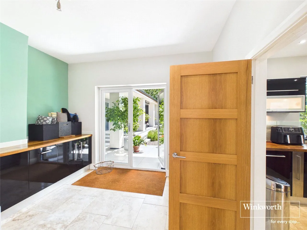 Newbury Road, Headley, RG19, photo 12