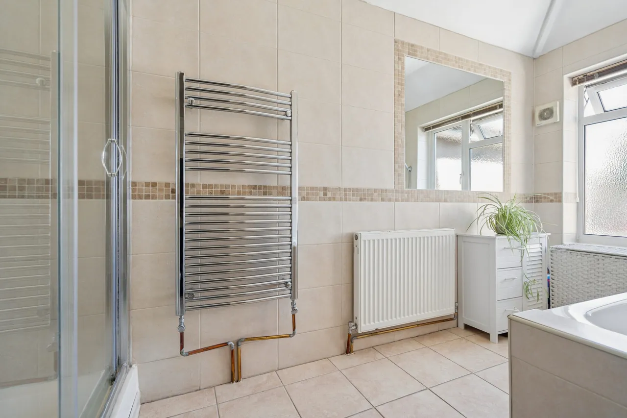 Knutsford Avenue, Watford, WD24, photo 12