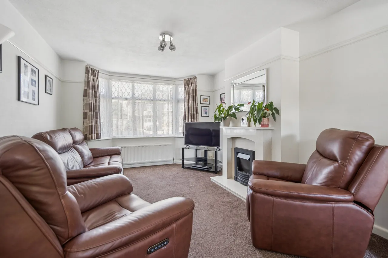 Knutsford Avenue, Watford, WD24, photo 2