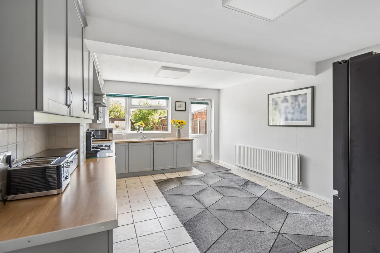 Knutsford Avenue, Watford, WD24, photo 3