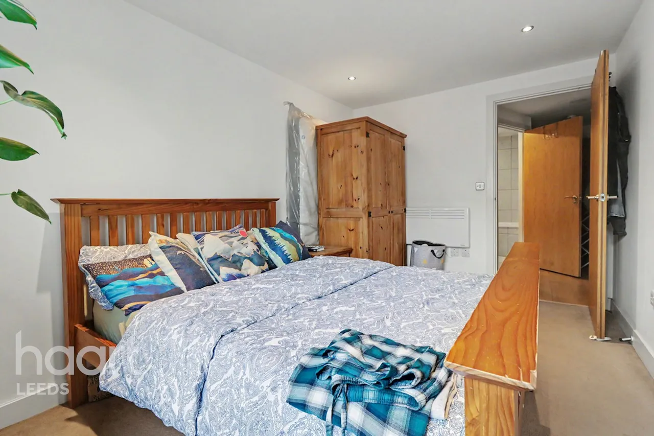 Armouries Way, Leeds, LS10, photo 6