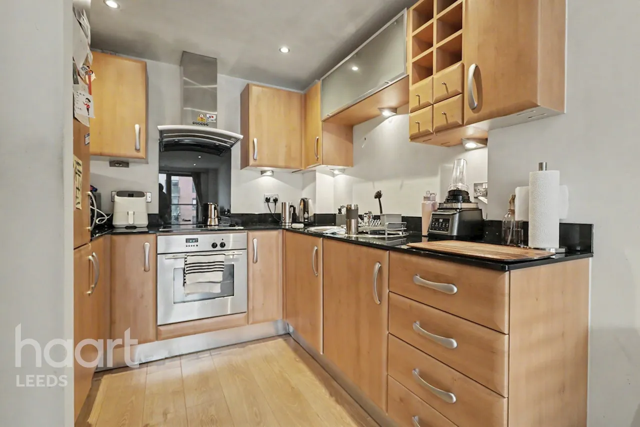 Armouries Way, Leeds, LS10, photo 5