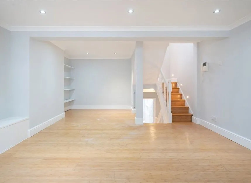 Uxbridge Street, Kensington, W8, photo 3