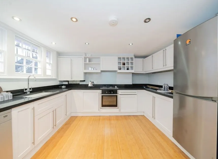 Uxbridge Street, Kensington, W8, photo 4